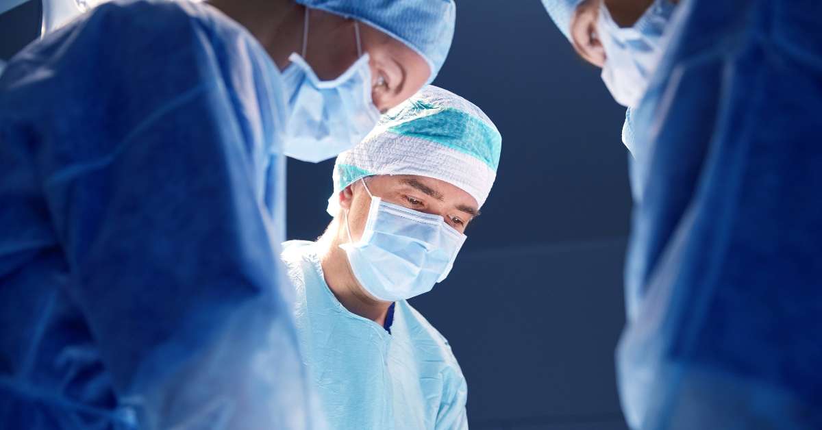 interventional cardiologists perform catheterization procedure